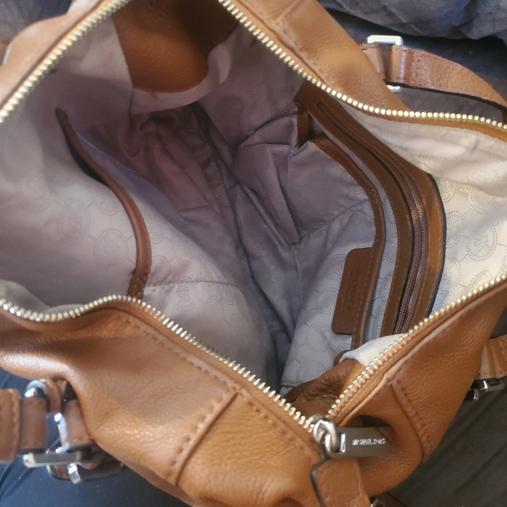 Leather MK - Picture 2 of 3